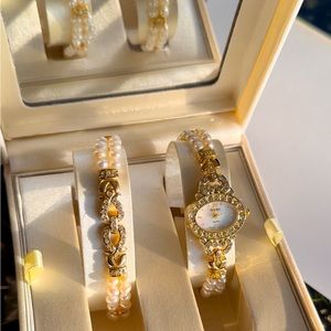 Vintage pearl watch and bracelet